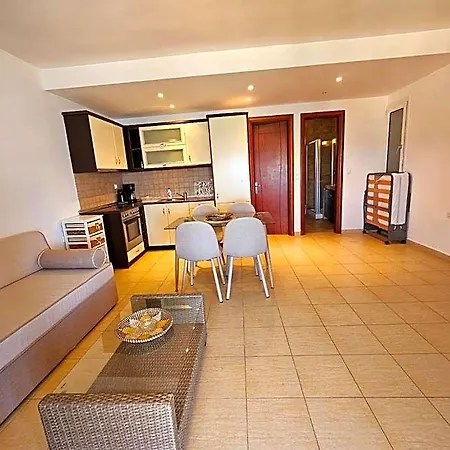 Apartment Corfu Menigos 23 *