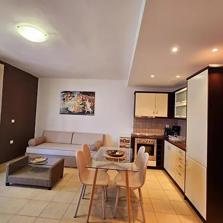 Corfu Menigos 23 Glifada