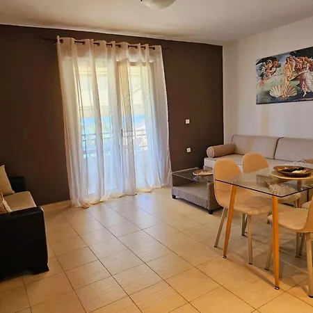 Daire Corfu Menigos 23 Glifada